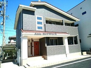 スカイ　ホワイト外観写真