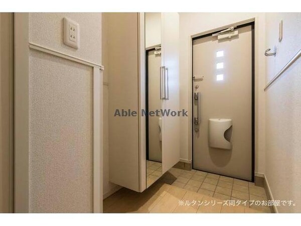 玄関回り
