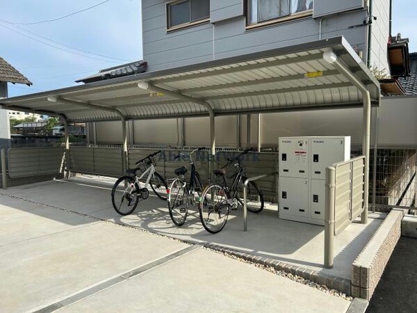 駐輪場