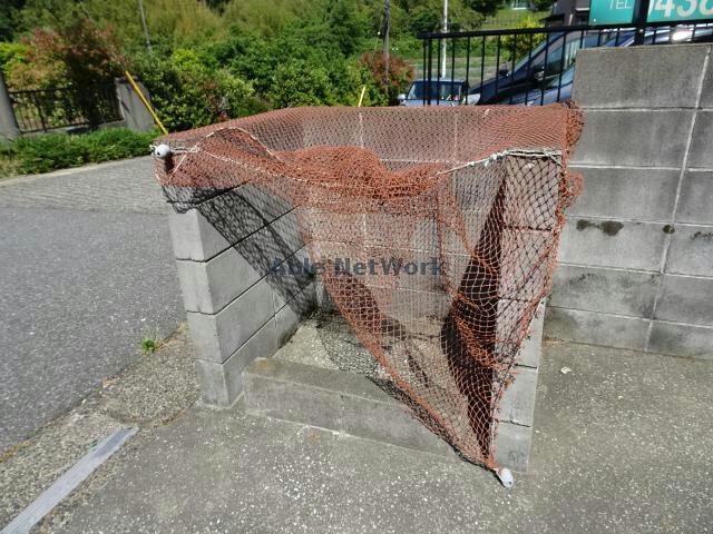 物件外観写真8　(ゴミステーション)