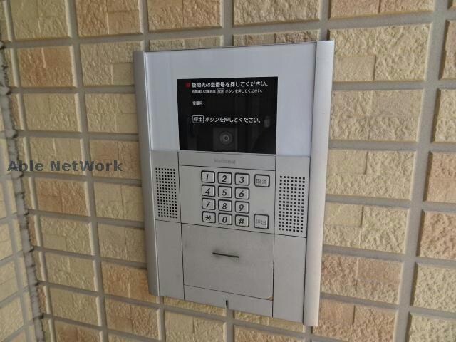 物件外観写真5　(オートロック)