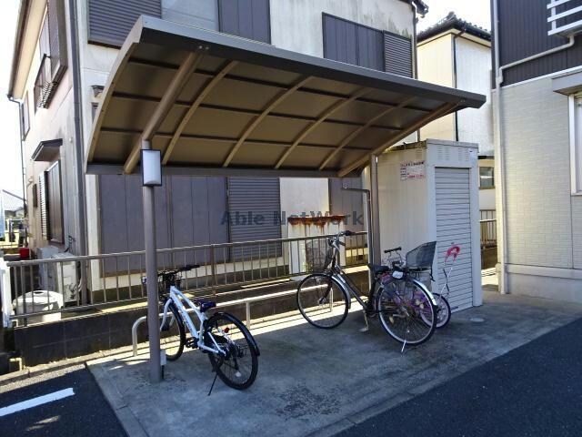物件外観写真12　(駐輪場)