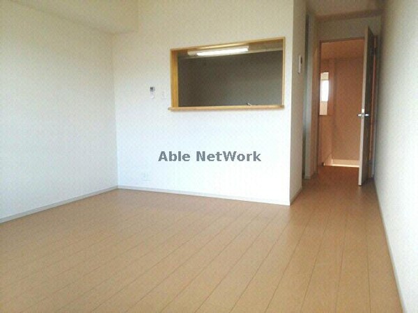リビングダイニング