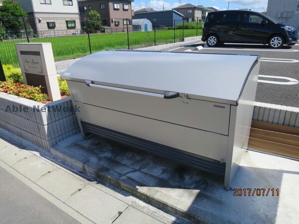 建物設備(ゴミステーション)