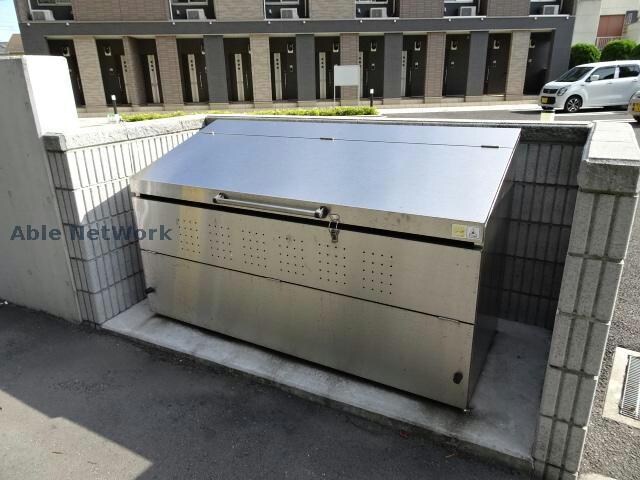 物件外観写真9　(ゴミステーション)