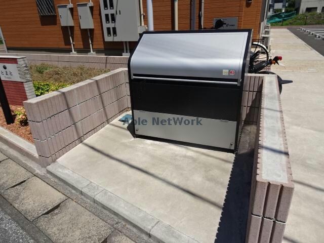 物件外観写真16　(ゴミステーション)