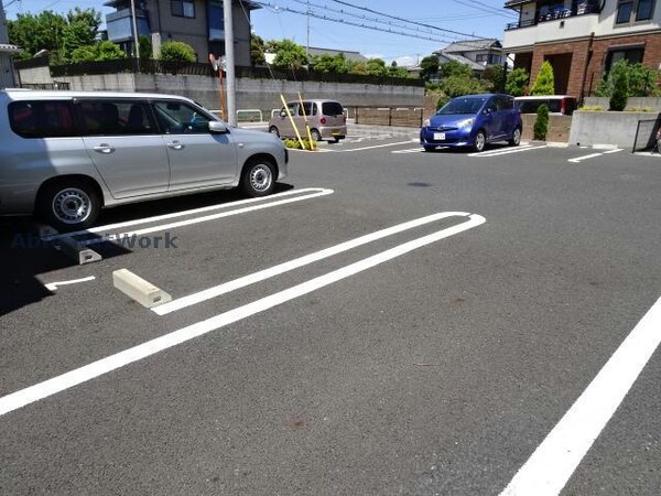 駐車場(ダブルライン)