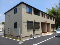 ラカーサフェリーチェセコンドの外観写真