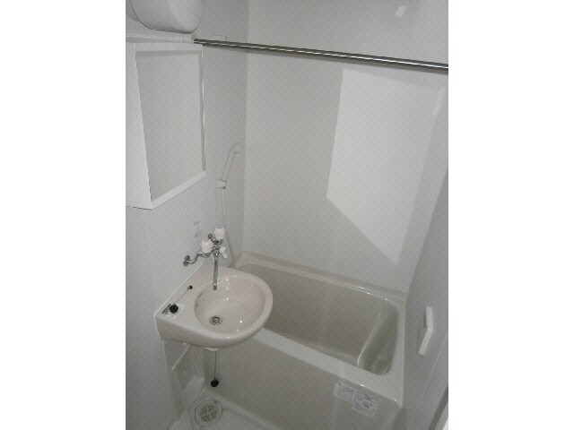 物件内観写真8　(バス／シャワールーム等)