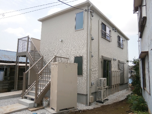 建築中