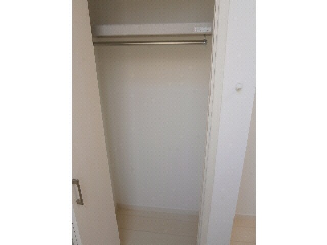 物件内観写真9　(クローゼット)