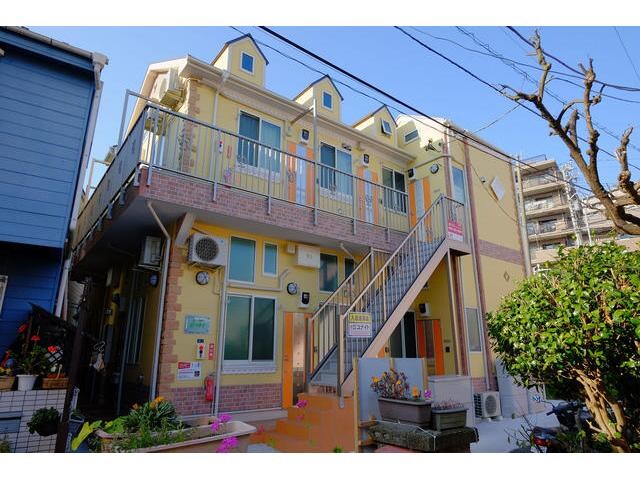 物件外観写真2　(八王子街道側より)