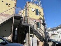 相鉄本線 上星川駅 2階建 築5年の外観写真