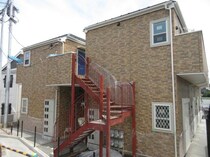 横浜市営地下鉄ブルーライン 三ツ沢下町駅 2階建 築3年の外観写真