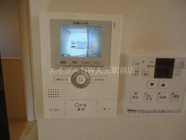 物件内観写真13　(カメラ付インターホン（イメージ）)