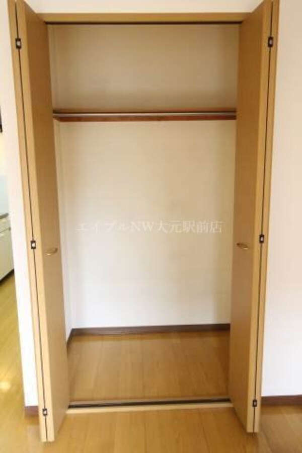 収納(収納)