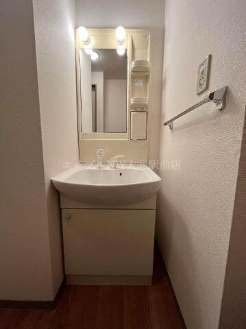 物件内観写真11　(洗髪洗面化粧台)