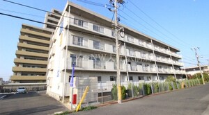 ソレイユ上中野外観写真