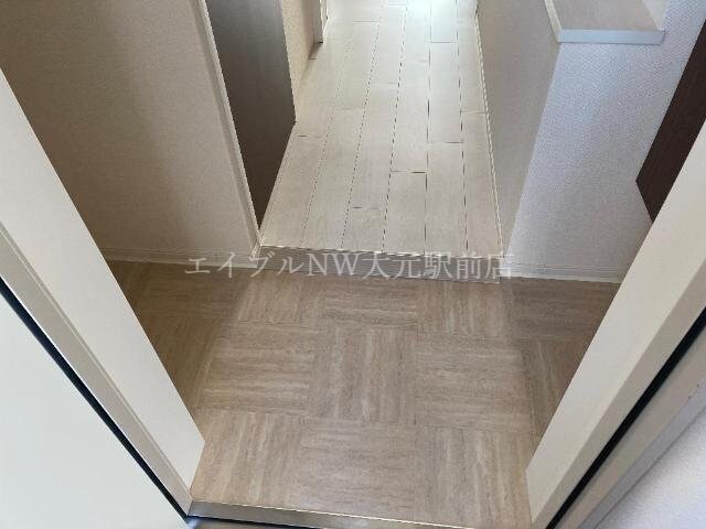 物件内観写真17　(玄関)