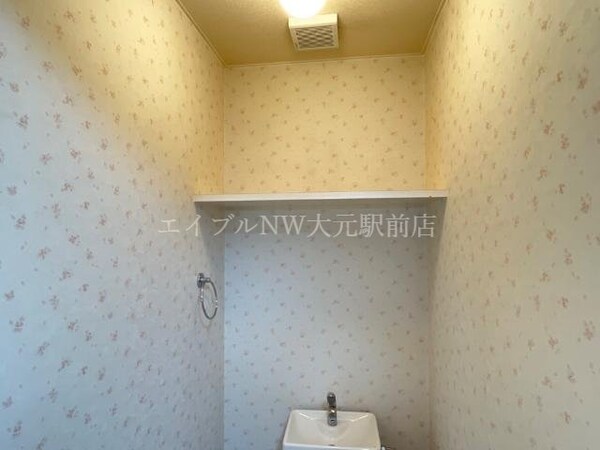 トイレ(トイレ上部スペース)