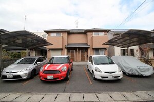 マーチ新保外観写真