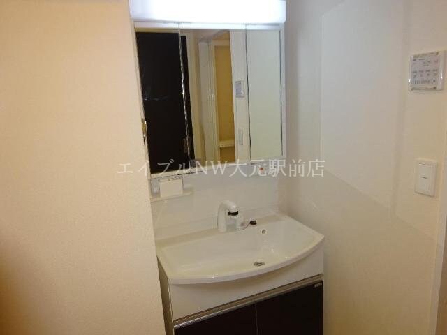 物件内観写真8　(洗髪洗面化粧台（イメージ）)
