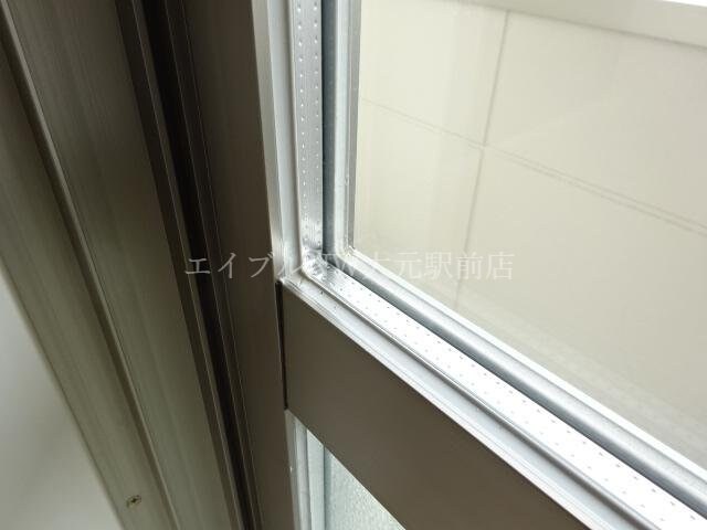 物件内観写真15　(複層ガラス)