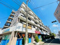 タウンハイツ亀有2号棟の外観写真