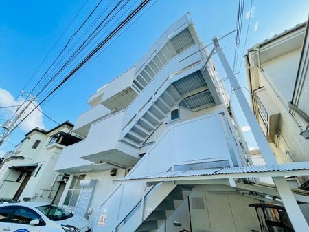 小泉マンション外観写真