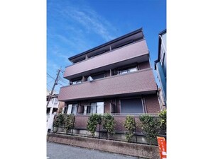 メゾンドゥナガト外観写真