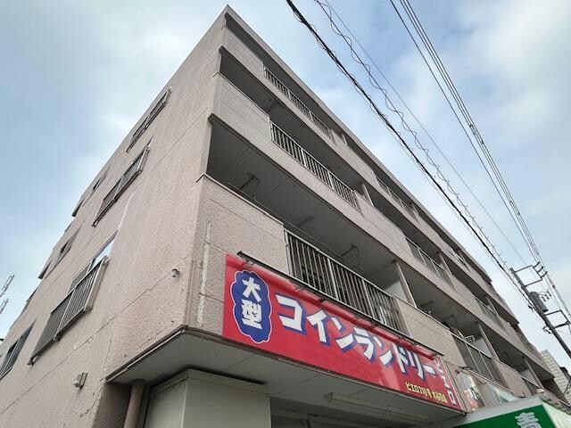 第三大信マンションの物件外観写真