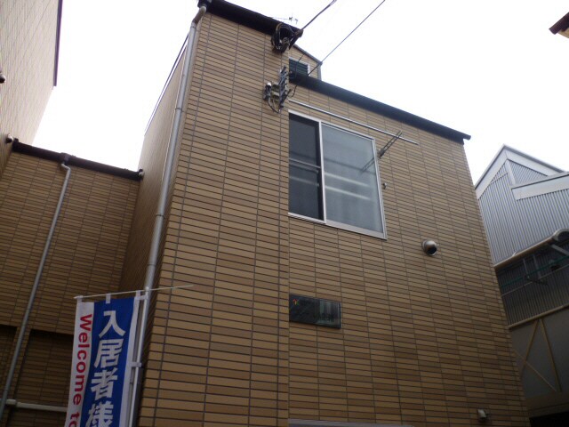 リヴィエール綾瀬の物件外観写真