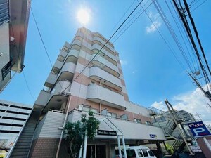 ウエストリバーハイツ外観写真