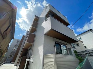 アヴァンス青井外観写真