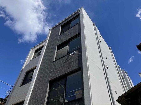 ルミナス綾瀬外観写真