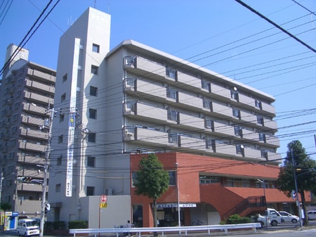 里見ビル外観写真