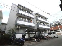 カレッジハウスの外観写真