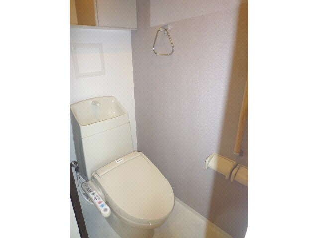 物件内観写真14　(トイレ)