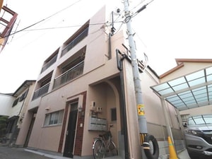 真鍋マンション外観写真