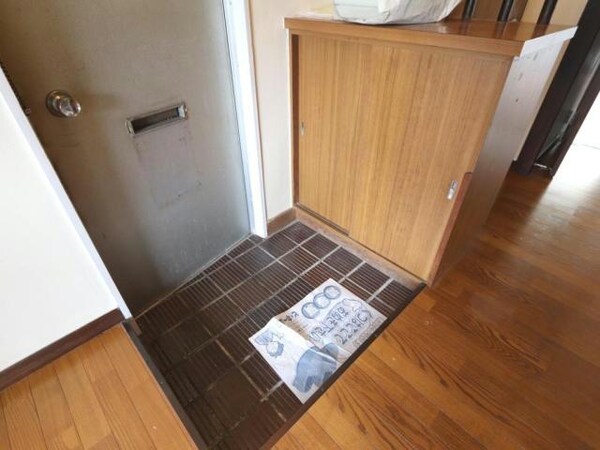 玄関回り