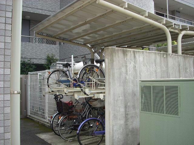 物件外観写真7　(駐輪場)