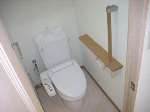 トイレ(※別部屋写真)