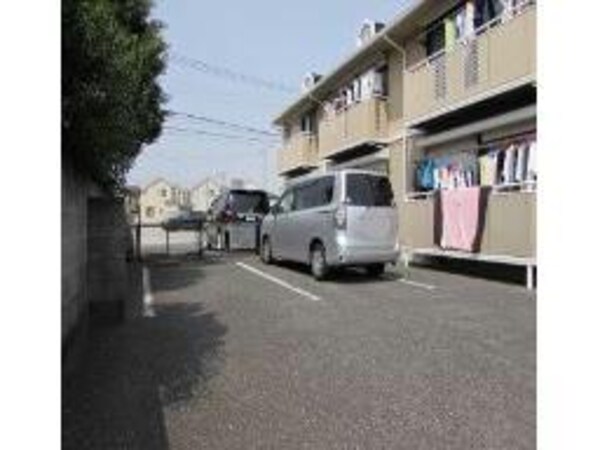 駐車場(駐車場)