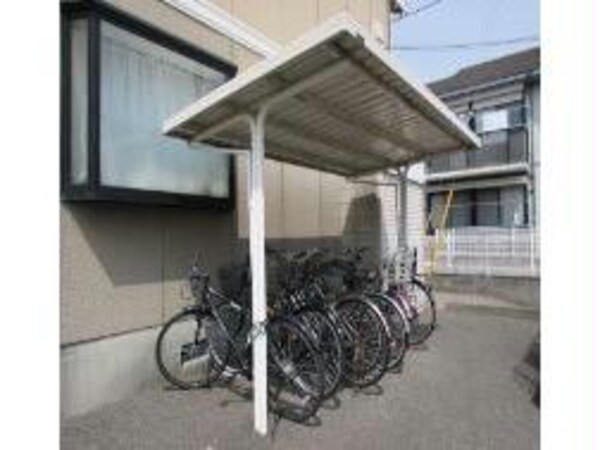 駐輪場(駐輪場)