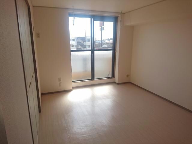 物件内観写真12　(※別部屋写真)