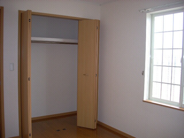 物件内観写真13　(※別部屋写真)