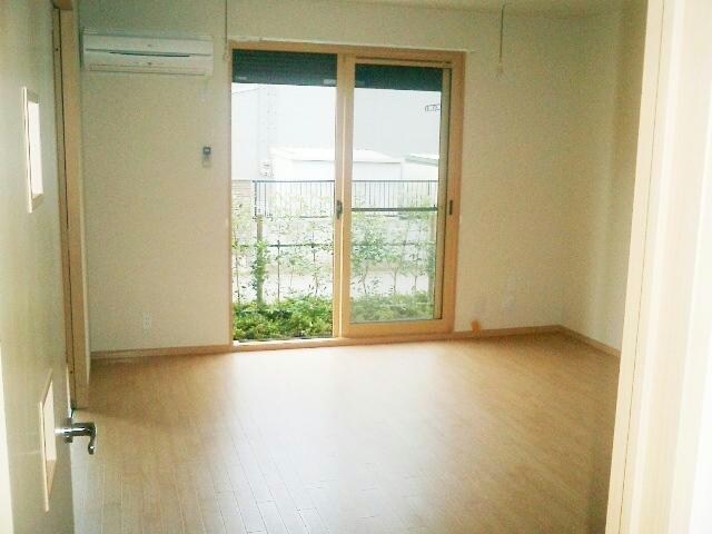 物件内観写真10　(※別部屋写真)