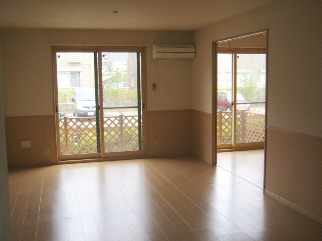 物件内観写真6　(※別部屋写真)