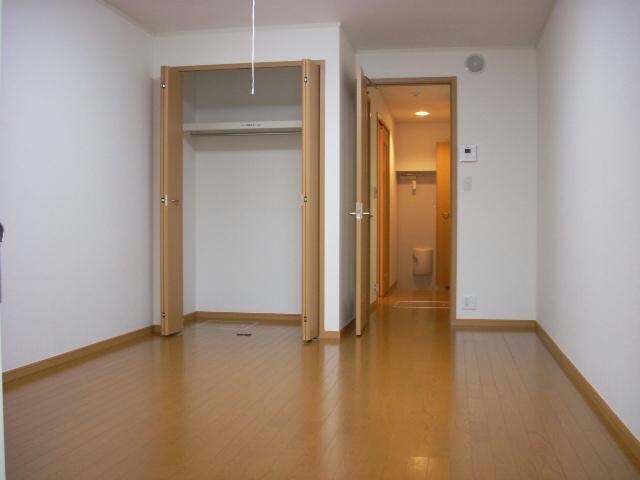 物件内観写真17　(※別号室写真)