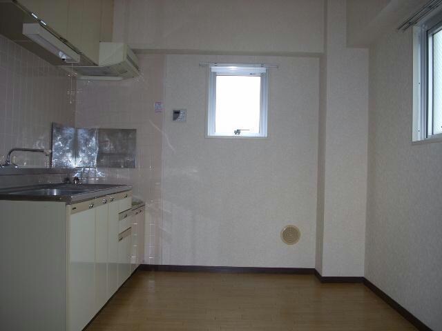 物件内観写真7　(※別部屋写真)